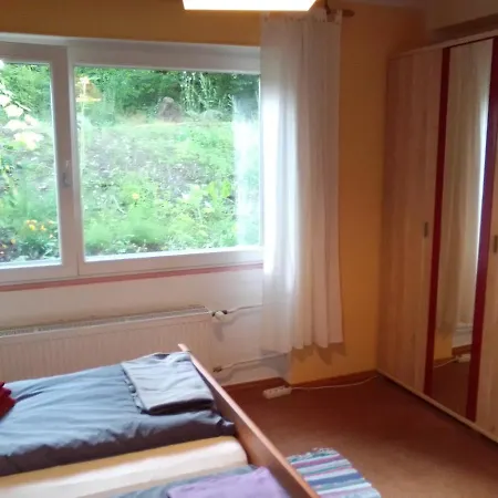 ホームステイ Vogelparadies Nichtraucher Hemhofen